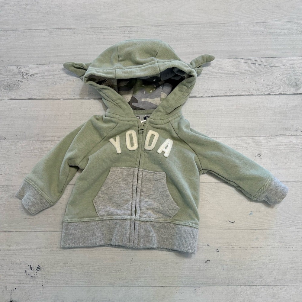 Baby Gap Star Wars baby Yoda zip up sweatshirt 0-3 months‎